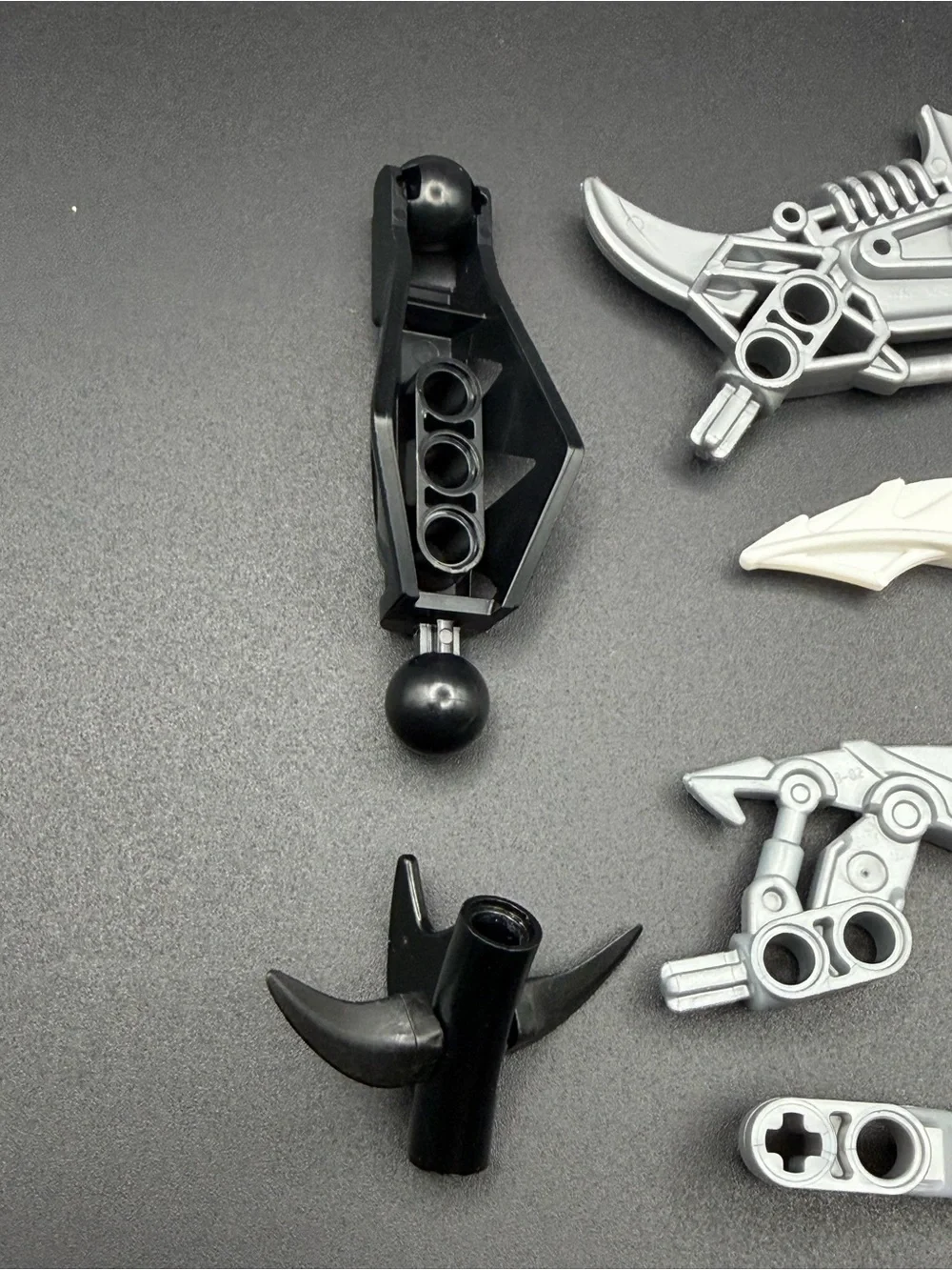 LEGO Bionicle Parts Bundle